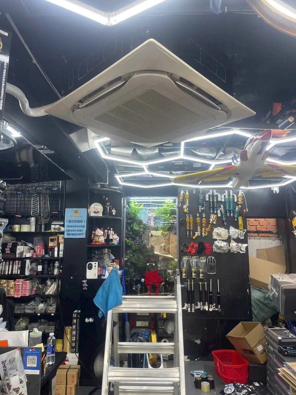 vệ sinh máy lạnh quận 7